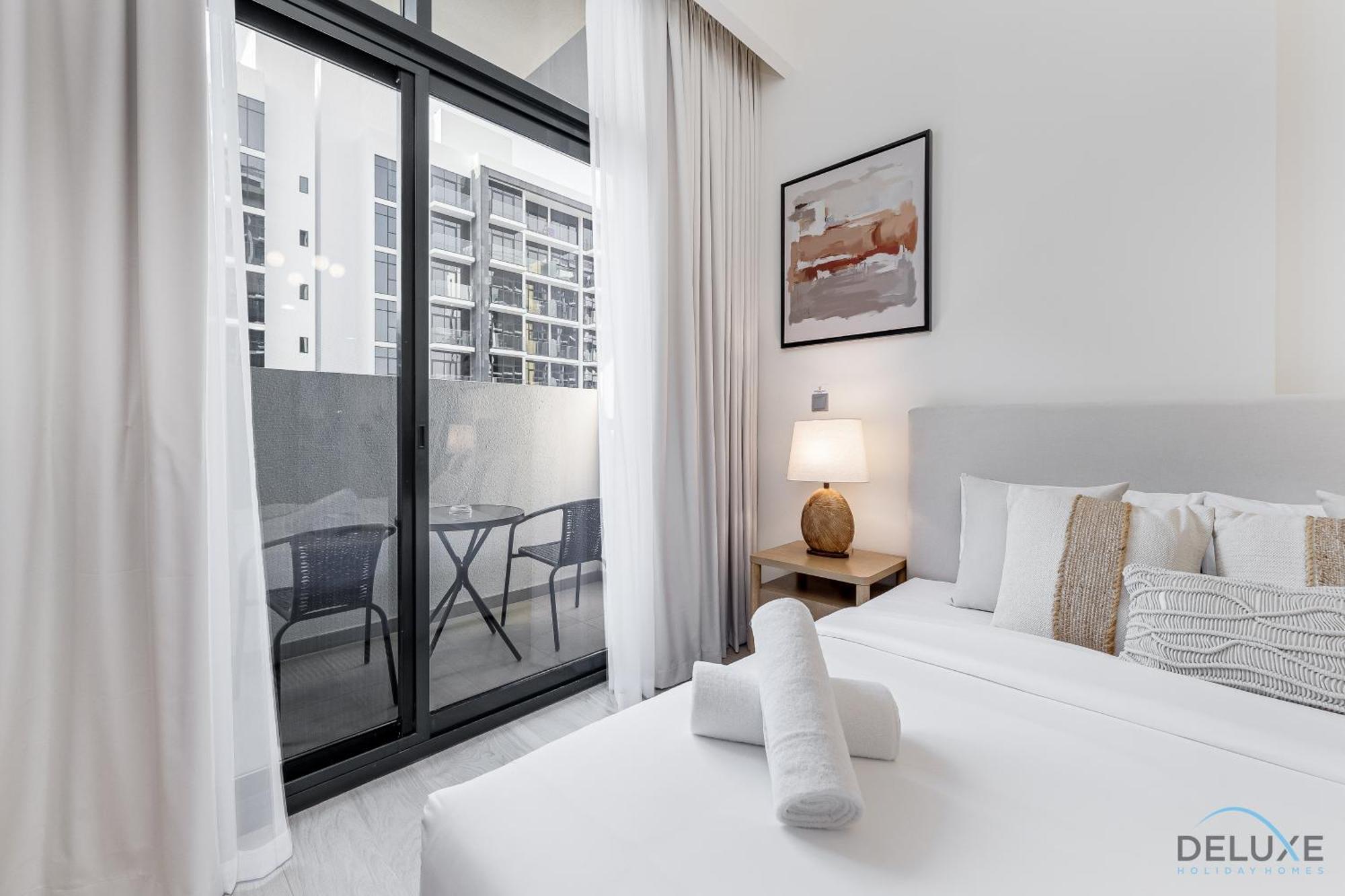 Contemporary In Azizi Riviera 31, Al Merkadh By Deluxe Homes Apartment