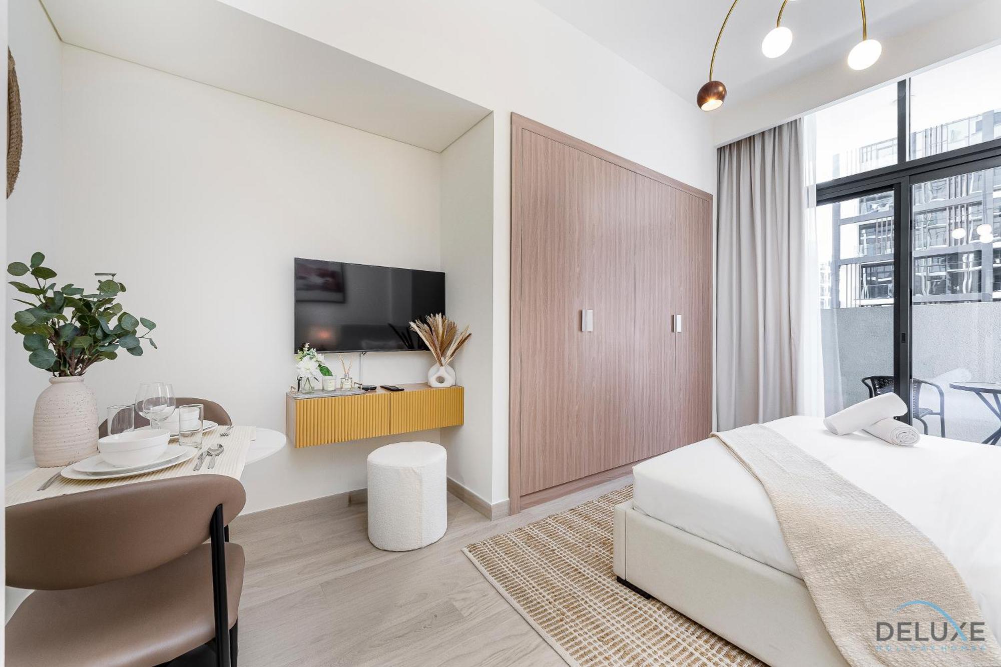 Contemporary In Azizi Riviera 31, Al Merkadh By Deluxe Homes Apartment